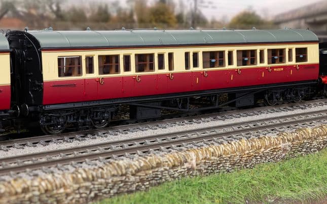 BR - Collett Corridor Composite RH - 6150 - Coach