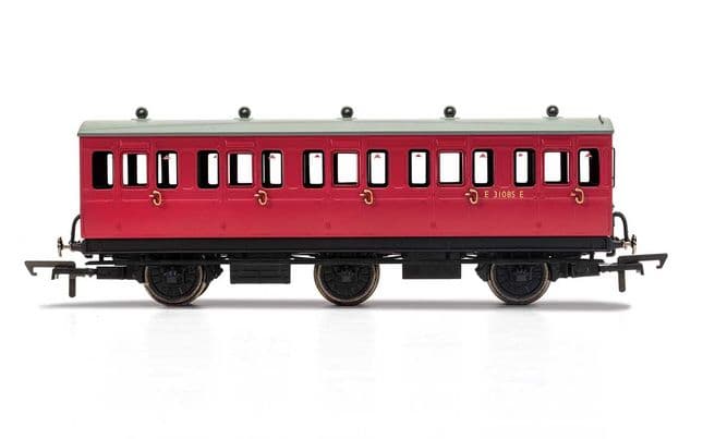 BR, 6 Wheel Coach, 3rd Class, E31085 - Era 4