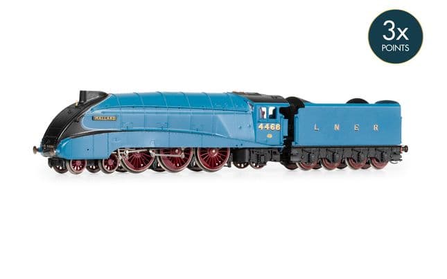 LNER Class A4 4-6-2 4468 'Mallard' - Era 3
