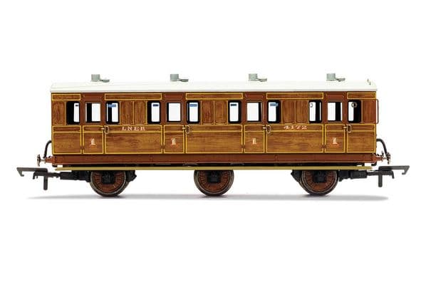 LNER 6 Wheel Coach 1st Class 4172 Era 3