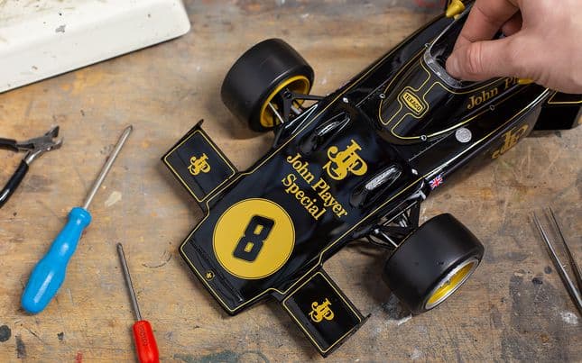 Lotus 72D - 1972 British GP - Emerson Fittipaldi - 1:8 Scale Kit