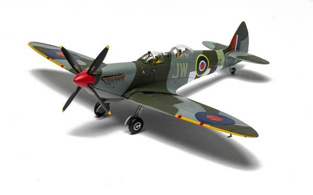 Supermarine Spitfire T9 - PV202 - Aerial Collective - Duxford Airfield