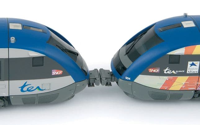 Set of 4 working Scharfenberg coupler heads (NEM 362 and NEM 363)