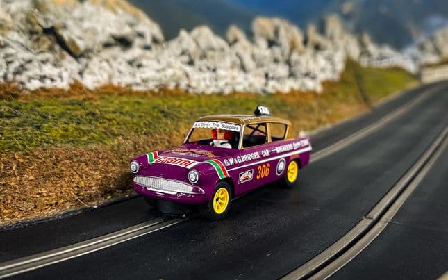 Ford Anglia 105e George Polley 306