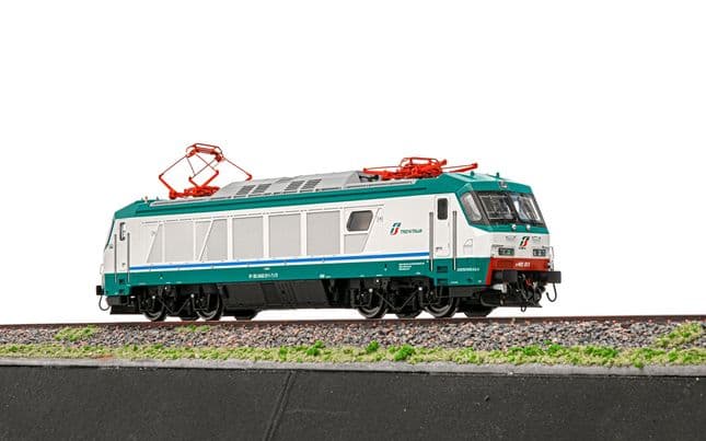 FS, electric locomotive E 402A, XMPR livery, with front electric couplers for the control coach doors, period VI, with DCC-decoder