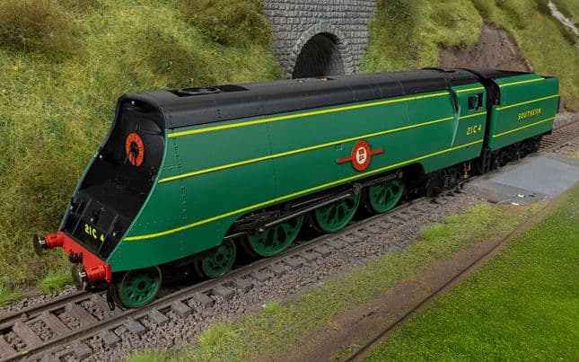 SR - Merchant Navy Class - 21C4 'Cunard White Star' (With Steam Generator)