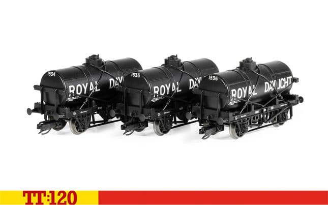 Royal Daylight - 12T Tank Wagon - Triple Pack  