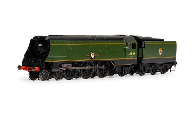 Hornby Dublo: BR, Merchant Navy Class, 4-6-2, 35026 'Lamport &amp; Holt' - Era 4