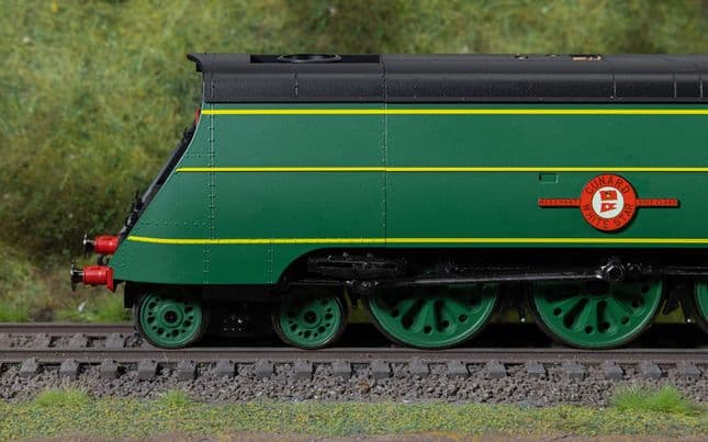 SR - Merchant Navy Class - 21C4 'Cunard White Star' (With Steam Generator)