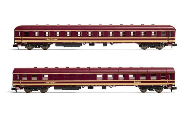 Euro-Express, coffret de 2 voitures, livrée rouge, composé de 1 x voiture de 2éme classe et 1 x voiture "Tanzwagen", ép. V-VI