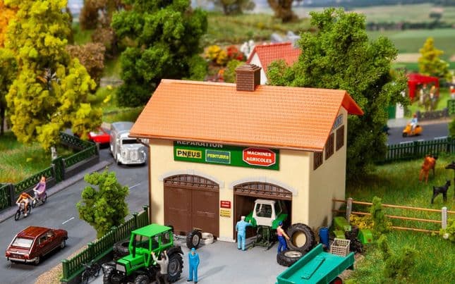 Tractor and Agricultural Engineers - Kit