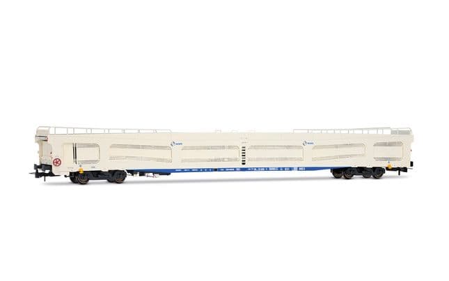 RENFE, 4-axle car transporter type DDMA, in white livery, with protective panels, ep. V