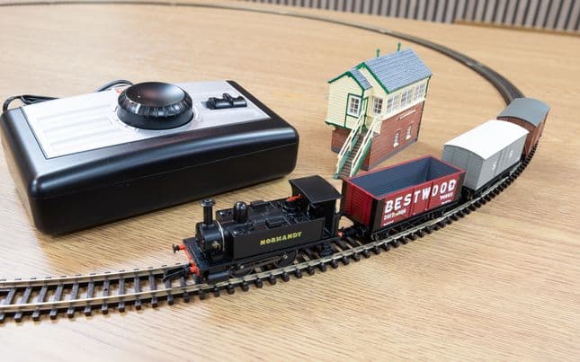 Branch Line Freight Starter Bundle