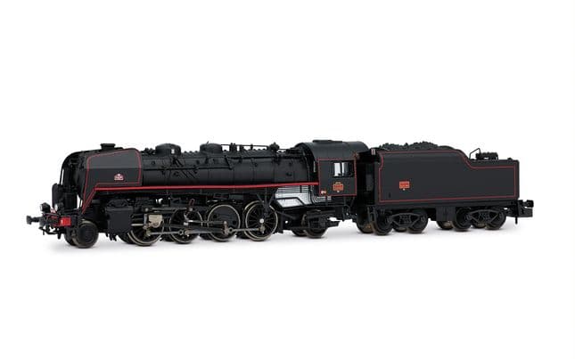 SNCF, 141R 568 with mixed spoke and boxpok wheels and rivetted coal tender, black/red, ep. III