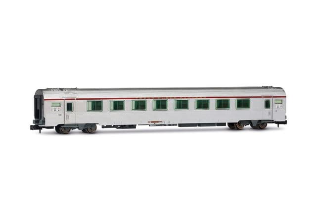 SNCF, TEE-Reisezugwagen A8u „Mistral", Nizza – Paris, in silberne Farbgebung, Ep. IV