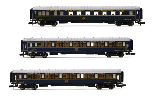 RENFE, set de 3 coches CIWL «Castellano Expreso», compuesto de 1 coche restaurante y 2 coches camas Lx, ép. IV