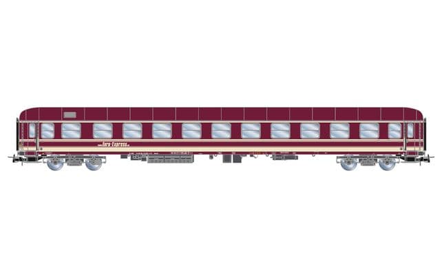 Euro-Express, 3-unit set of couchette coaches, consisting of 1 x Bcm243 + 1 x Bcm246 + 1 x Bvcmz, in purple livery, ep. V-VI