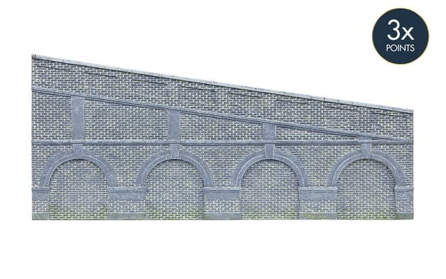 Mid Stepped Arched Retaining Walls x2 (Engineers Blue Brick)