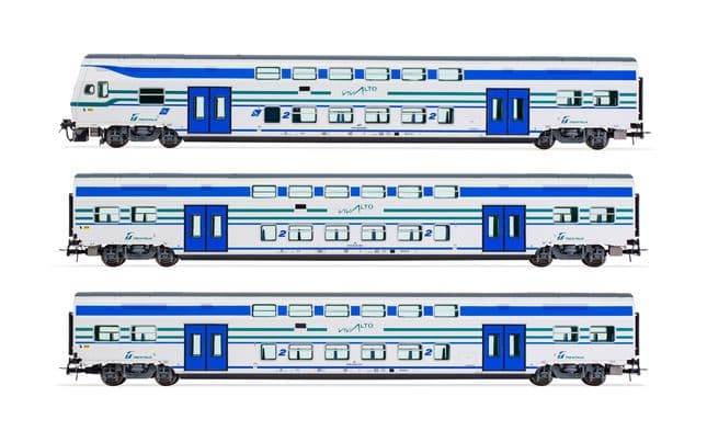 FS Trenitalia, 3-unit set of Vivalto coaches, "Vivalto" white livery with green/blue stripes, including 1 x driver's cab and 2 x intermediate coaches, period VI