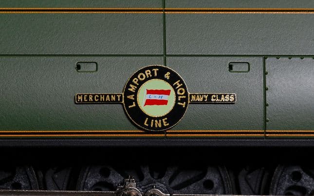 Hornby Dublo: BR, Merchant Navy Class, 4-6-2, 35026 'Lamport &amp; Holt' - Era 4