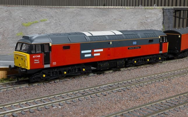 RailRoad: RES - Class 47 - 'Atlantic Collage' 47749