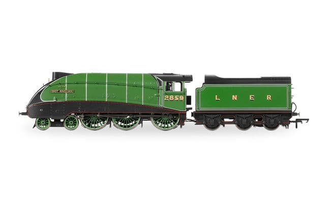 LNER, Class B17/5 4-6-0, 2859 'East Anglian' - Era 3