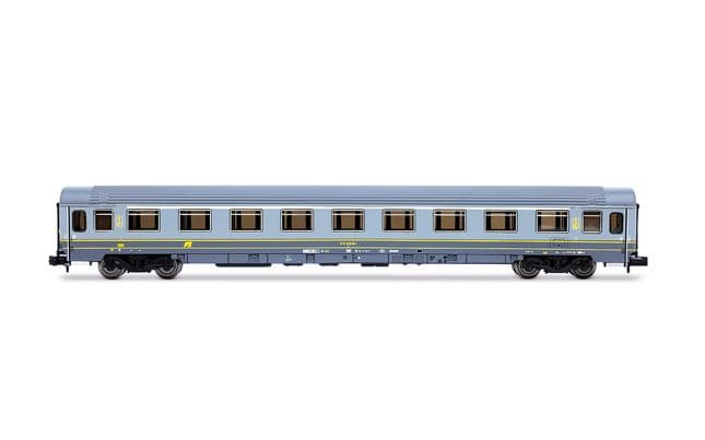 FS, 2-tlg. Set UIC-Z1-Wagen, bestehend aus 1.-Klasse-Wagen in grau/gelber Farbgebung + 2.-Klasse-Wagen in „Bandiera“ Farbgebung, Ep. V