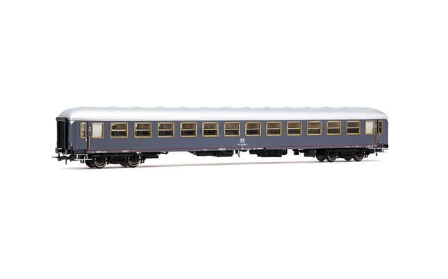 FS, 2-tlg. Set „Rapido 904-905”, UIC-X '68 1. + 2. Klasse, MD50-Drehgestelle, grau mit rotem Streifen