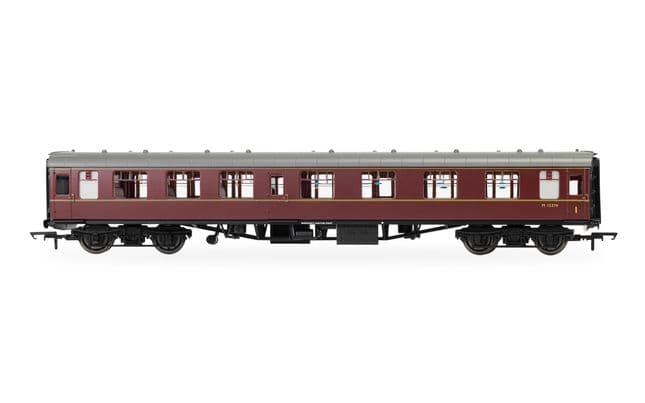 BR - MK1 Corridor - M15374 - Composite Coach