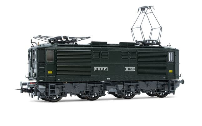 SNCF, electric locomotive class BB 1521, green livery, period III