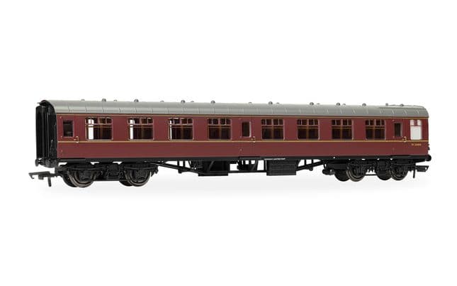 BR - MK1 Corridor - M24404 - Second Class Coach
