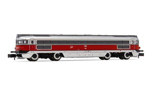 RENFE, diesel locomotive 3004T "Virgen de la Paloma", red/silver livery, period III