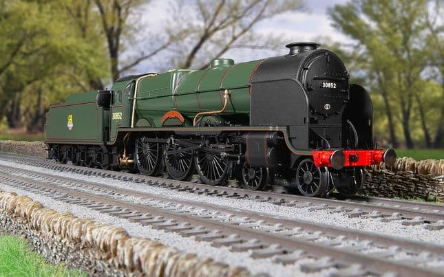 BR (Early), Lord Nelson Class, 4-6-0, 30852 'Sir Walter Raleigh' - Era 5