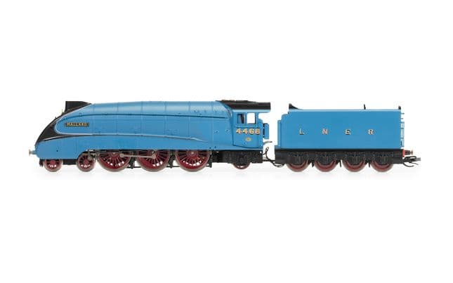 LNER Class A4 4-6-2 4468 'Mallard' - Era 3