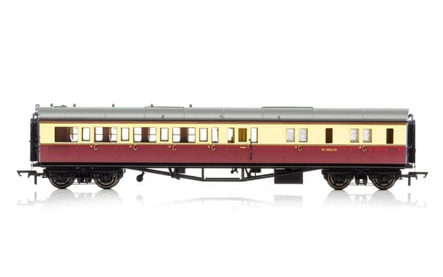 BR, Collett 'Bow-Ended' Corridor Brake Third (Right Hand), W4925W - Era 4