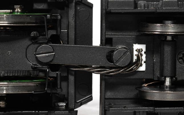 LNER, Class B17/5 4-6-0, 2859 'East Anglian' - Era 3