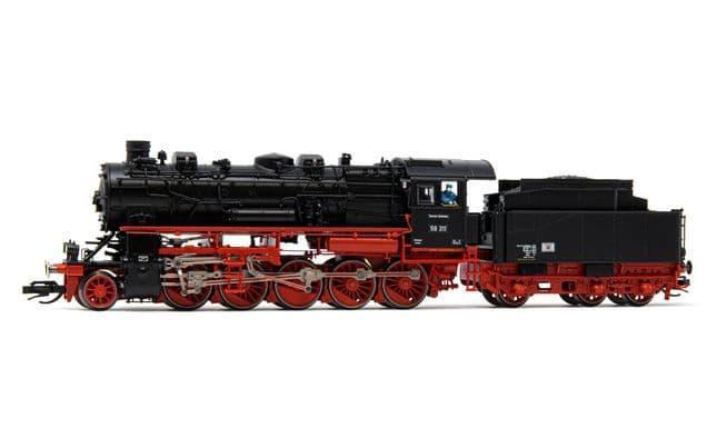 DR, Dampflokomotive BR 58 311, in schwarz/roter Lackierung, Ep. III