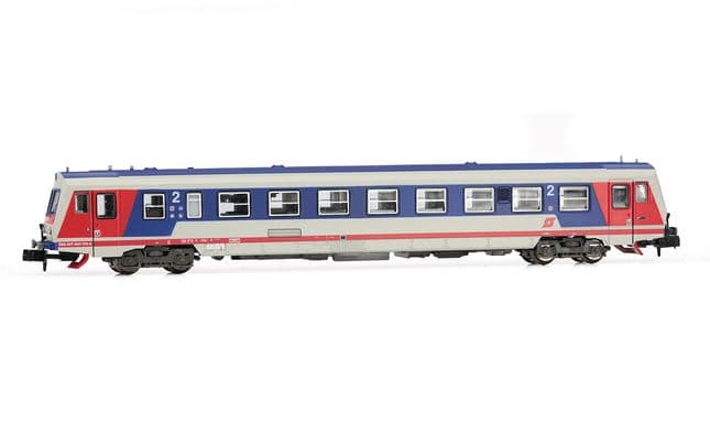 ÖBB, Dieseltriebwagen 5047 075-6 in grau/blau/roter Lackierung mit „Pflasch"-Logo, Ep. IV-V