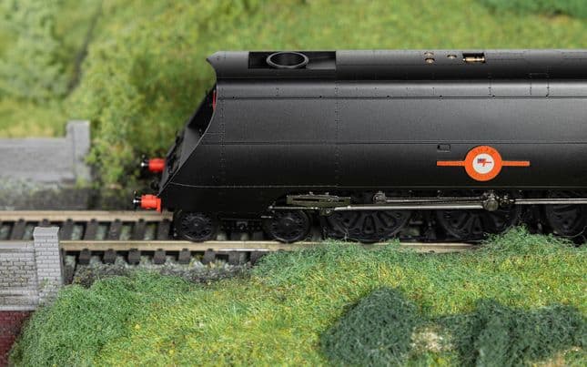 SR - Merchant Navy Class - 21C9 'Shaw Savill' (VE Day 80th Anniversary)