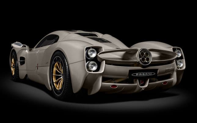 Pagani Utopia Coupé  - Rinascimento Lucido - 1:8 Scale Kit