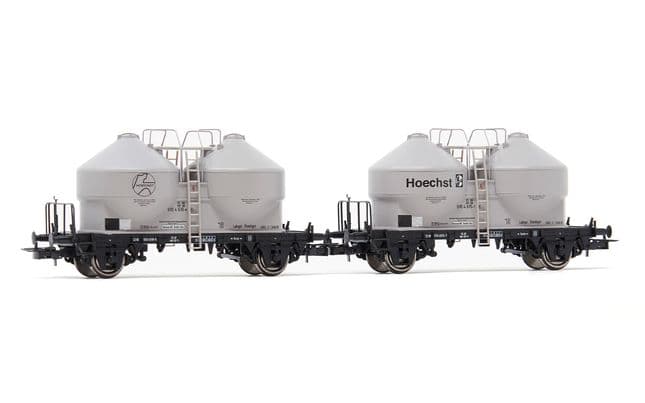 DB, 2-unit pack of 2-axle silo wagon Ucs, grey livery "Höchst", ep. IV