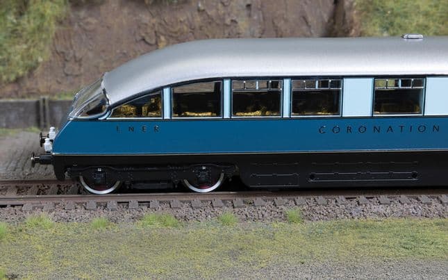 LNER - 'Coronation' Observation Car 1729 (The One:One Collection)