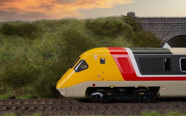 BR, Class 370 Advanced Passenger Train, Sets 370001 and 370002, 5-car Pack - Era 7