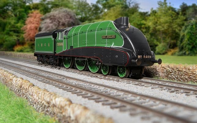 LNER, Class B17/5 4-6-0, 2859 'East Anglian' - Era 3