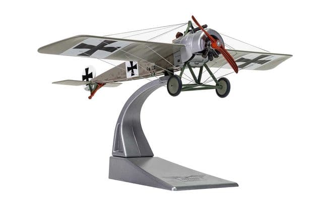 Fokker E.III, Manfred von Richthofen, Kasta 8, June 1916