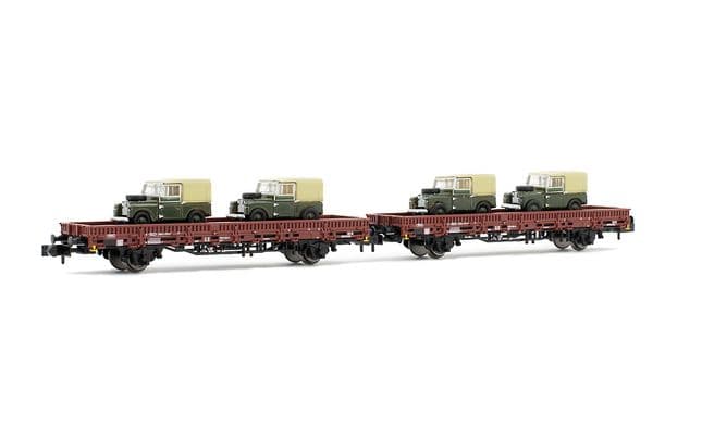 DB, 2-unit pack 2-axle flatwagons type Kbs in brown livery, loaded with 4 Land Rover "BAOR", period IV