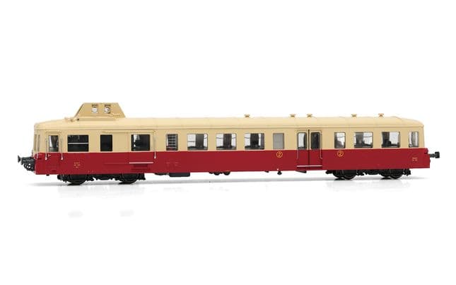 SNCF, autorail diesel X 3800 « Picasso », livrée rouge/beige, ép. III