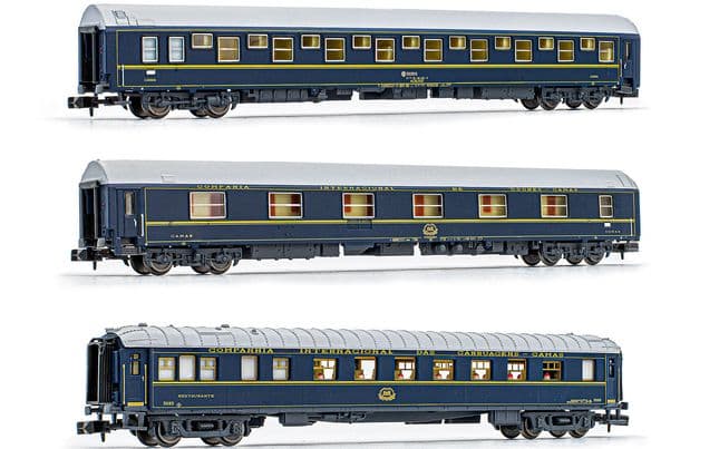 RENFE/CIWL, set de 3 coches, compuesto de 1 x coche cama T2 Renfe, 1 x coche cama T2 CIWL y 1 x coche restaurante WR, ép. IV