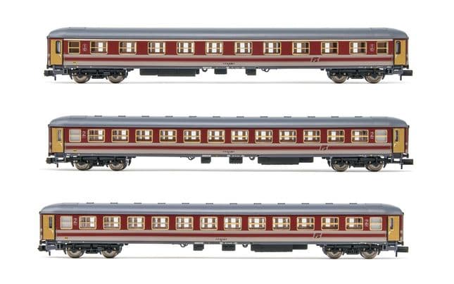 FS, coffret de 3 voitures UIC-X Type 1964, livrée "rosso fegato/grigio beige", composé de 1 x voiture de 1ére classe et 2 x voitures 2éme classe, ép, IV