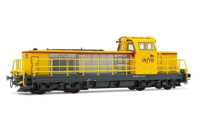 SNCF Infra, locomotive diesel BB 669126, livrée jaune, ép. VI